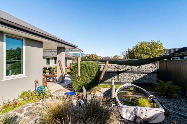 10 Harold Place Stoke_19