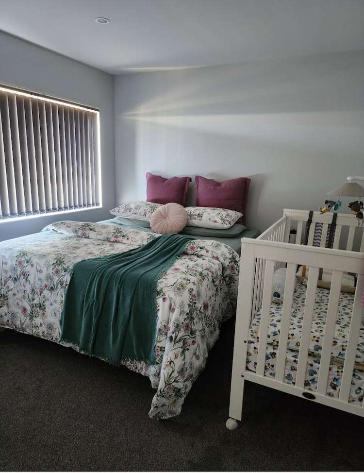 75 Bordeaux Parade Te Atatu South_2