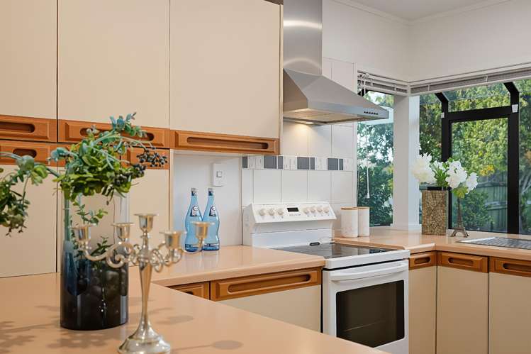 4 Rhinevale Close Henderson_14