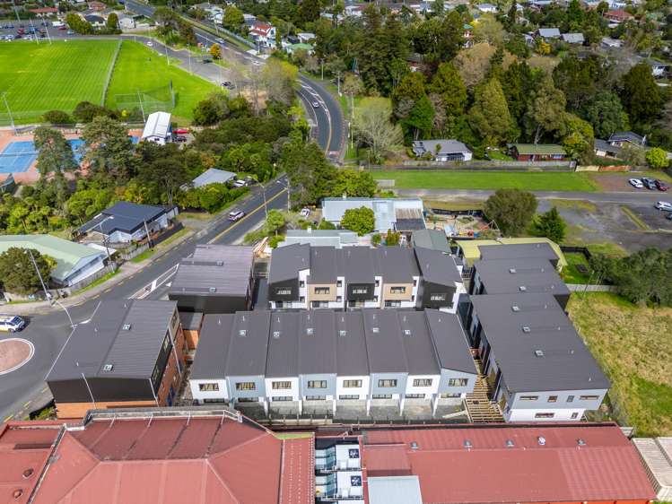 17 and 19 Glendale Road Glen Eden_7