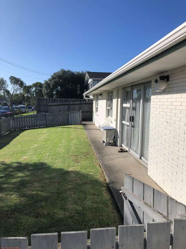 2/112 Carrington Road Mt Albert_2