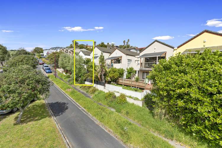 2/62 Fernhill Way Oteha_16