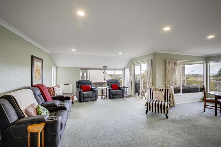 76A Churchill Drive Taradale_8