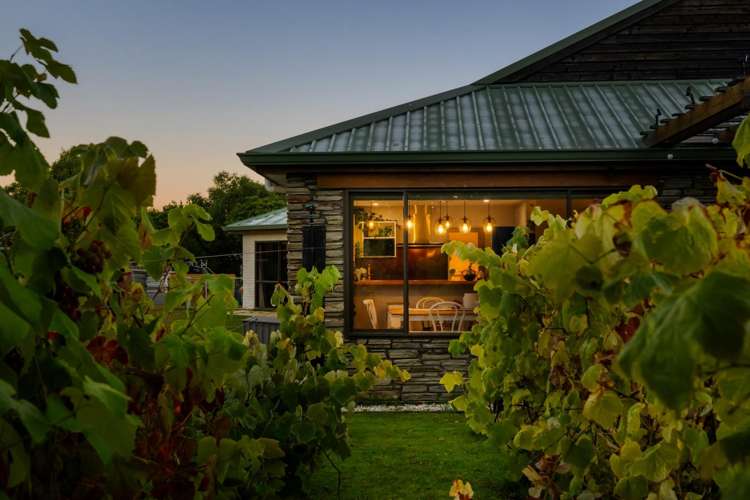 432 Domain Road Lake Hawea_29