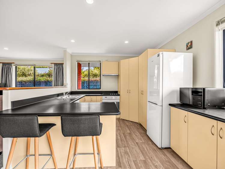 99 Highfields Drive Katikati_1