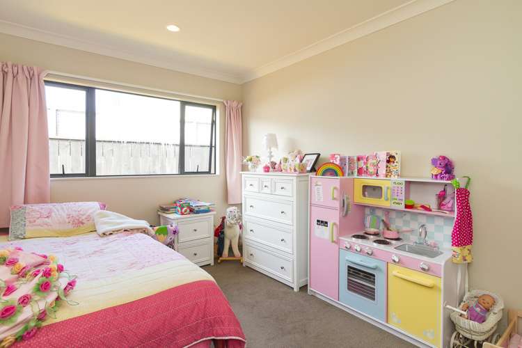 32 Moana Grove Waiwhetu_12