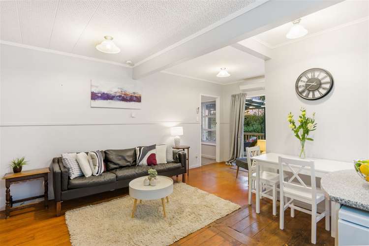 91 Hutchinson Avenue New Lynn_5