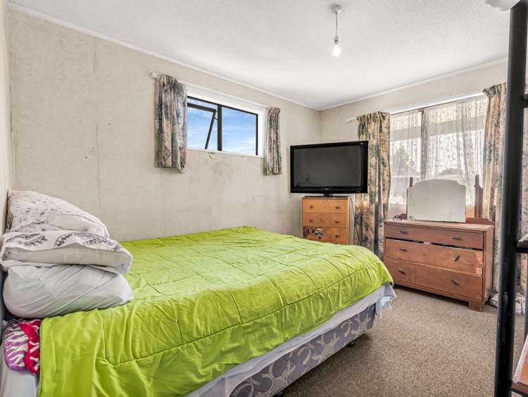 9 Kentucky Crescent Nawton_7