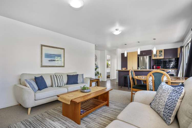 6A Baycroft Avenue_2