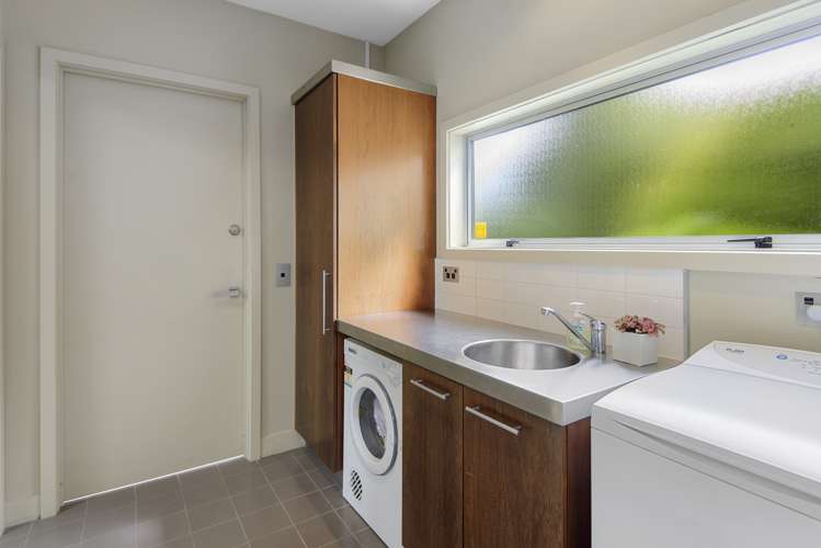 33 Wroxton Terrace Merivale_25