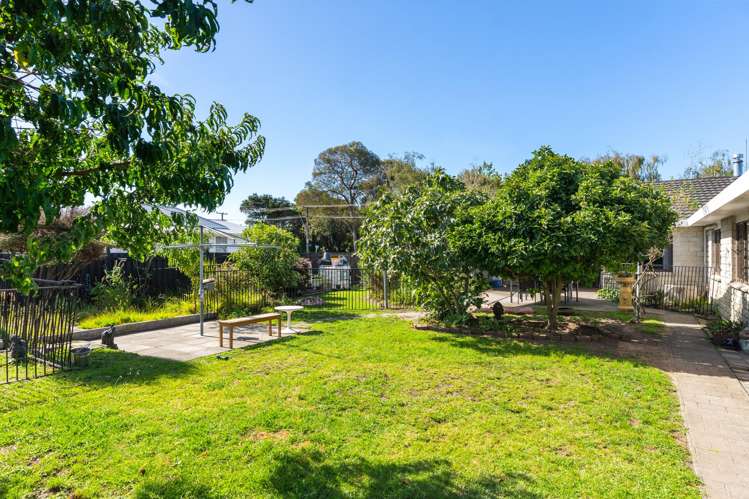 712 Aberdeen Road Te Hapara_18