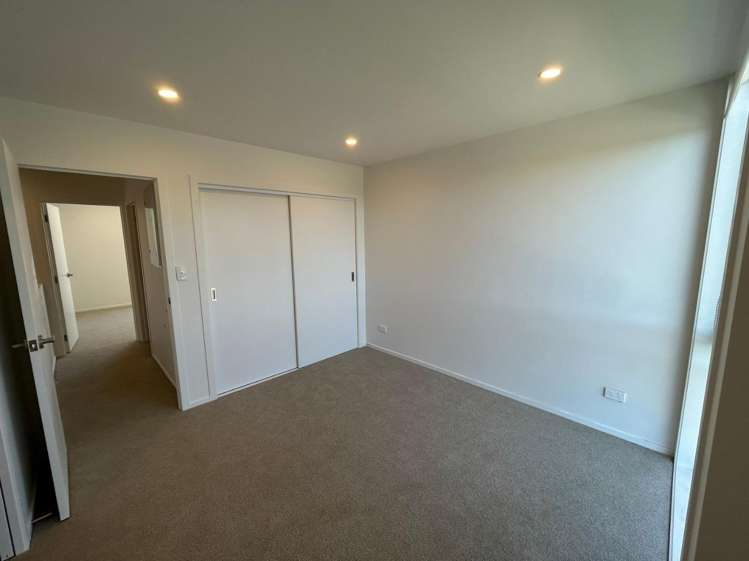 B/1 Frank Grey Place 10057_12