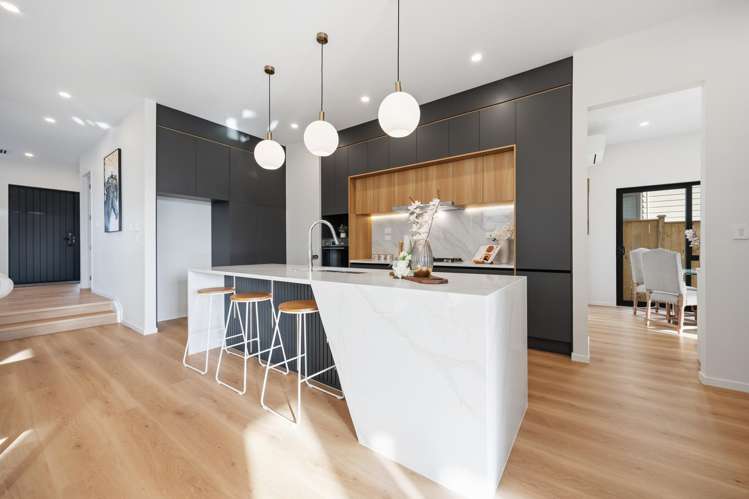 11 Mill Hill Close Flat Bush_15