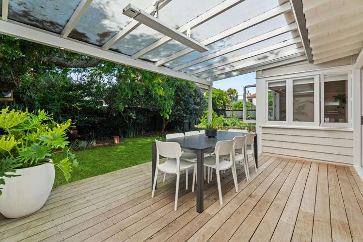 21 Queen Mary Avenue Epsom_6