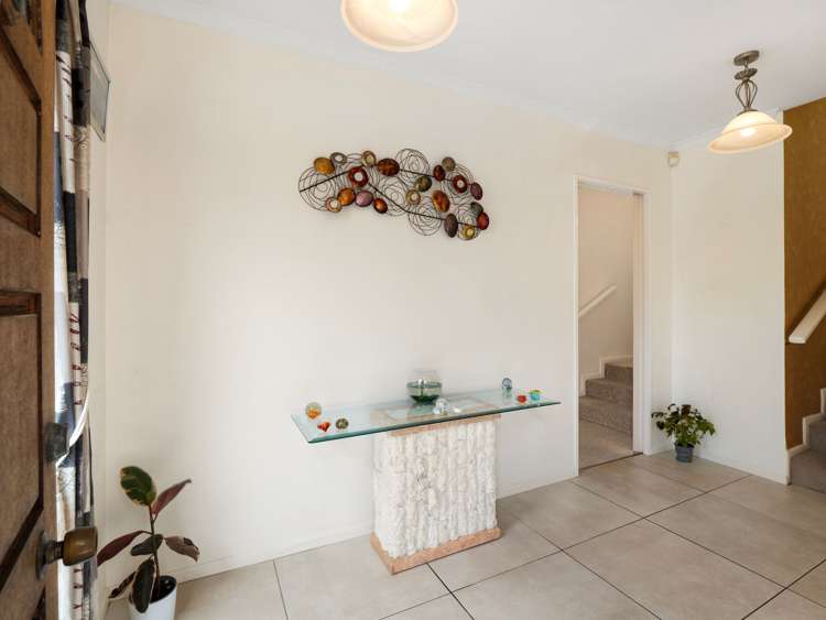 2A St Leonard Street Saint Johns Hill_23