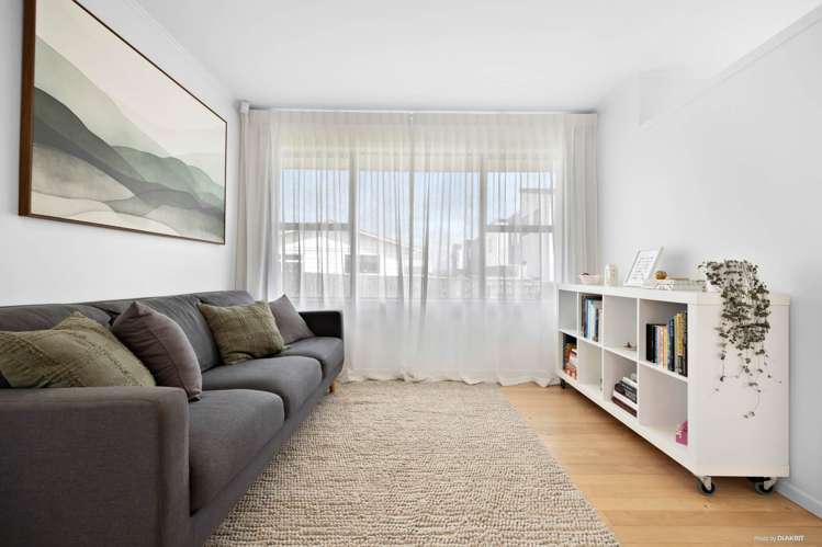 5/1 Fifth Avenue Mt Albert_18
