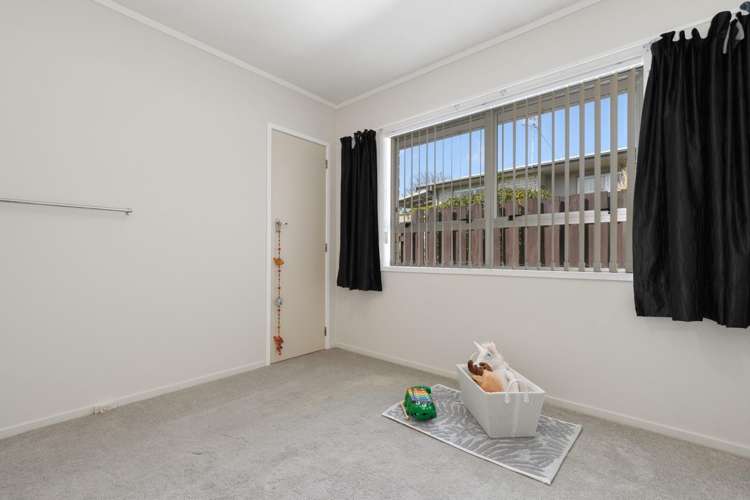 140 Kingswood Road Brookfield_9