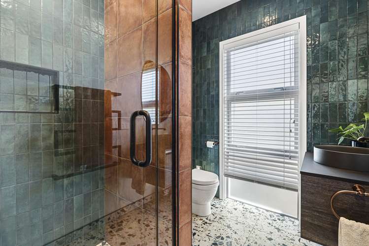 6 Aubrey Street New Plymouth Central_12