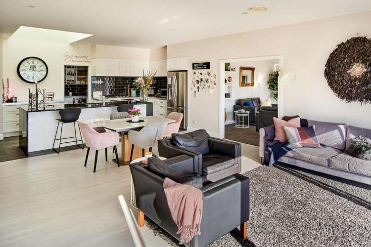 10 Madeira Close Whitby_7