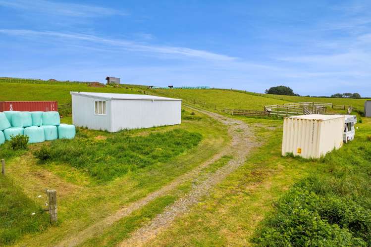 0n Turuturu Road, RD 14 Hawera_8