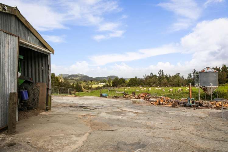 54 Thorn Road Waihi_17