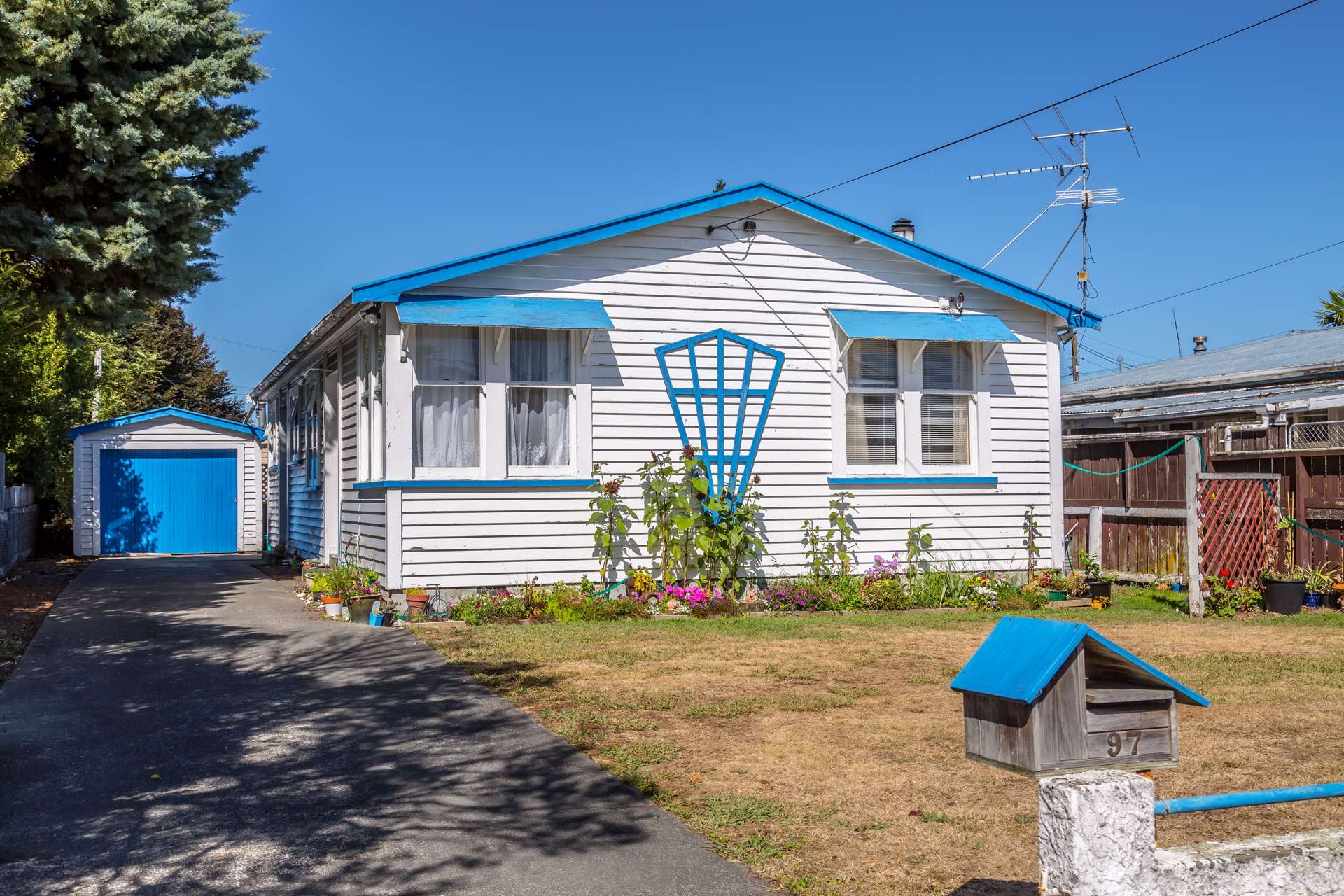 97 Broadway Carterton_0