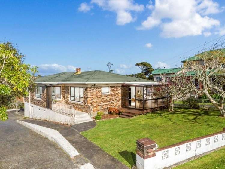 33 Tui Glen Road Birkenhead_1