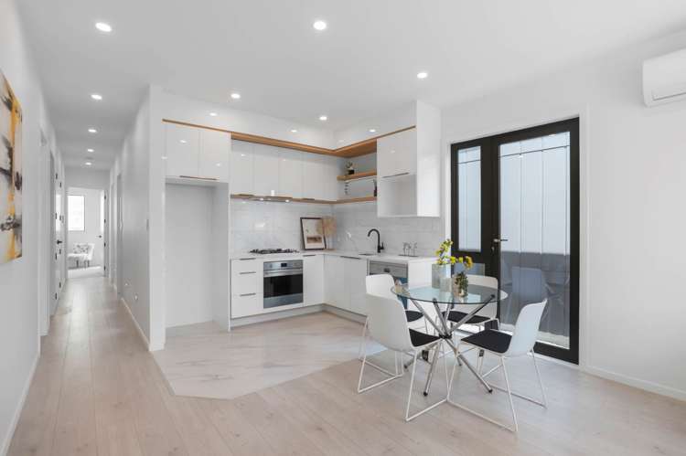 67 Puwha Street Massey_5