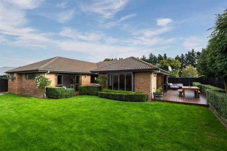 14 Amoka Crescent Parklands_24