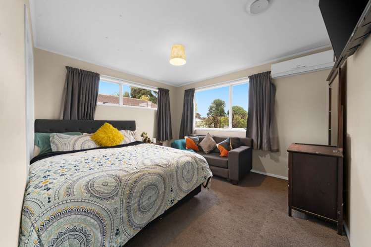 17 Gibbons Road Weymouth_4