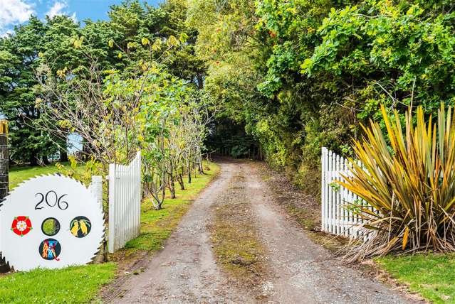 206 Bint Road Maungakaramea_1