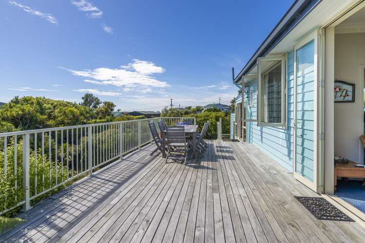 8 Violet Street Riverton_14