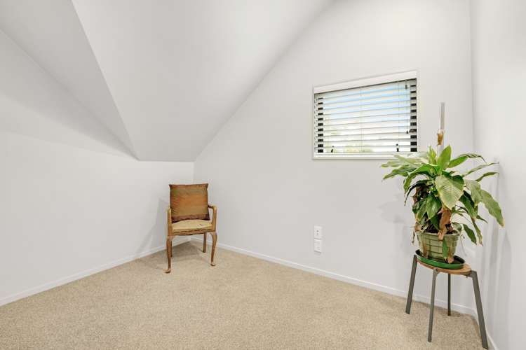 1 Parkwood Crescent Gulf Harbour_20