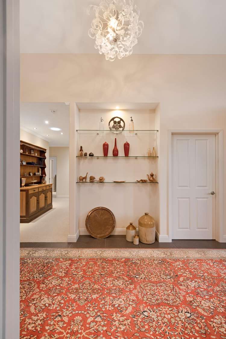 19 Tall Oaks Way Bethlehem_4