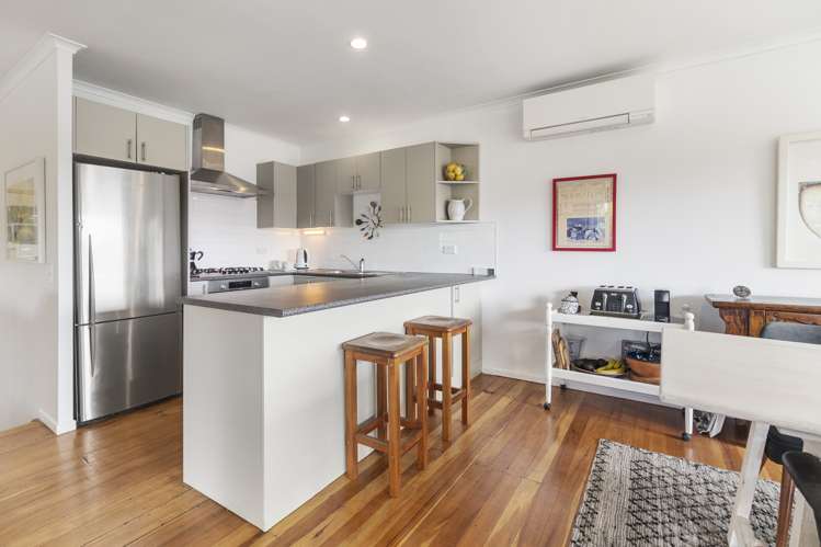 64 Wharf Road Ostend_15