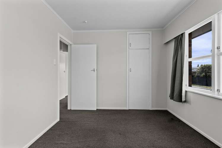 B/70A Tawa Street 1107_11