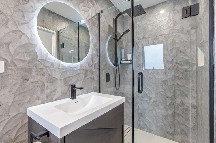 3/1 Seaforth Avenue Mangere Bridge_22
