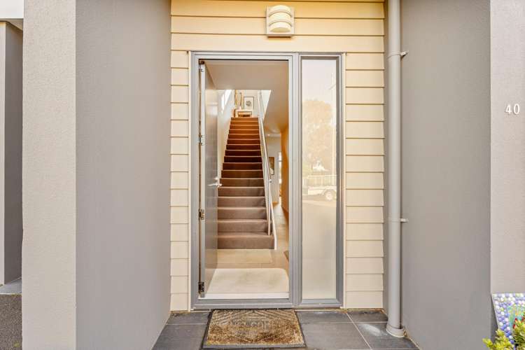 40/73 South Highway - Sovereign Pier Whitianga_6