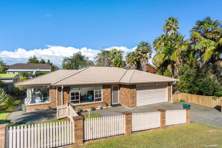 41b Tirimoana Road Te Atatu South_1