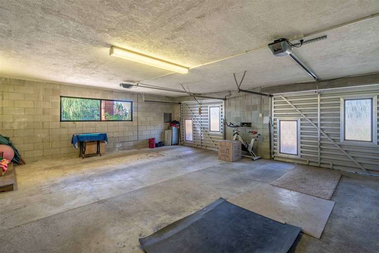 147 East Road Ascot_19