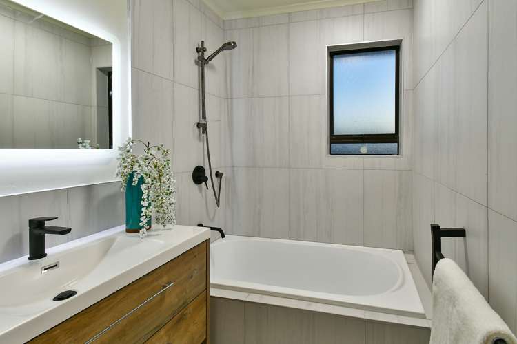 62a Mckenzie Road Mangere Bridge_12