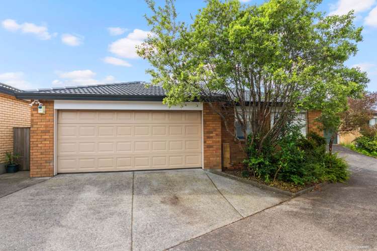 1b Charlenne Close Ranui_2