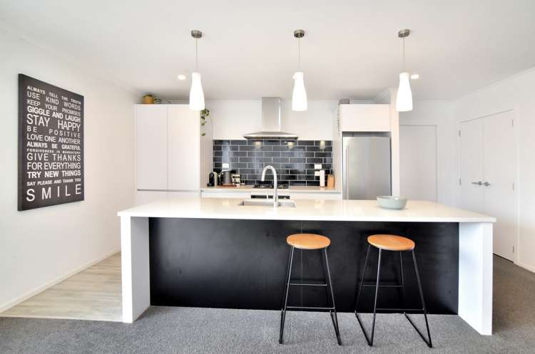 8 Ernie Way Mount Maunganui_1