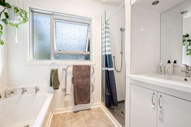 21 Covil Avenue Te Atatu South_12