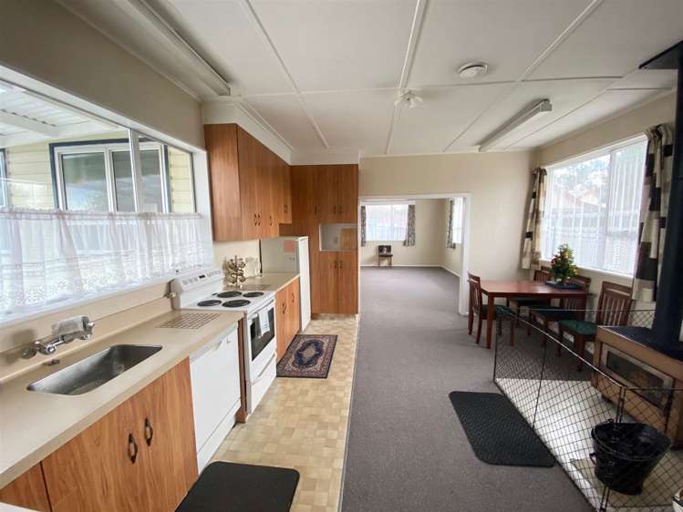 166 Clyde Street Balclutha_2