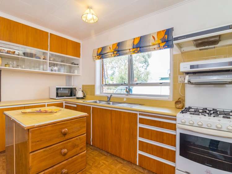 11 Shanly Street Brown Owl_7