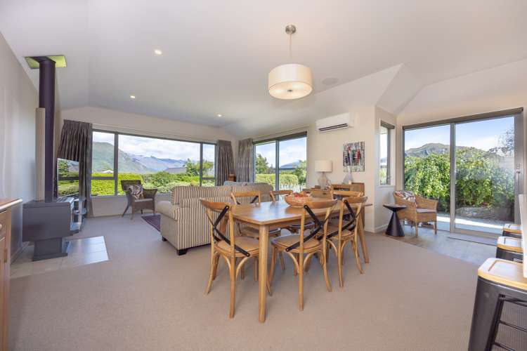 5 Centre Crescent Wanaka_12