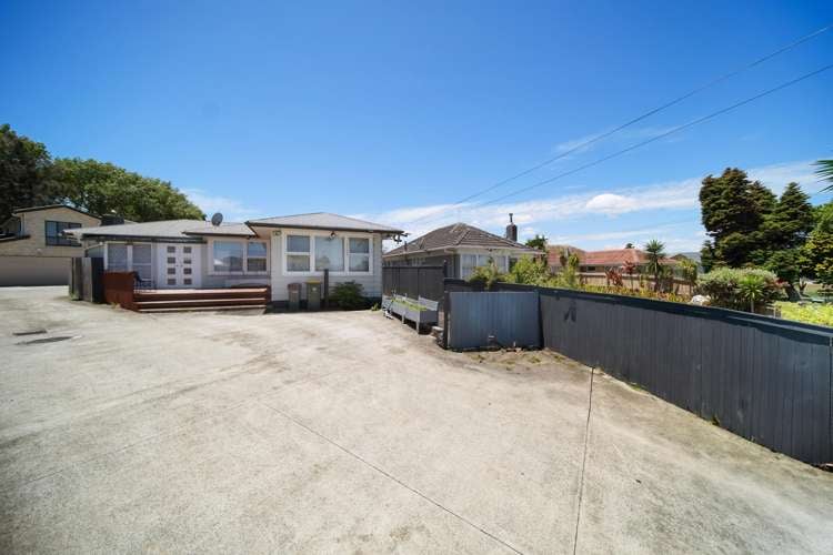 9 Malcolm Street Mangere East_14