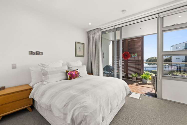 B301/14 West Quay Ahuriri_10