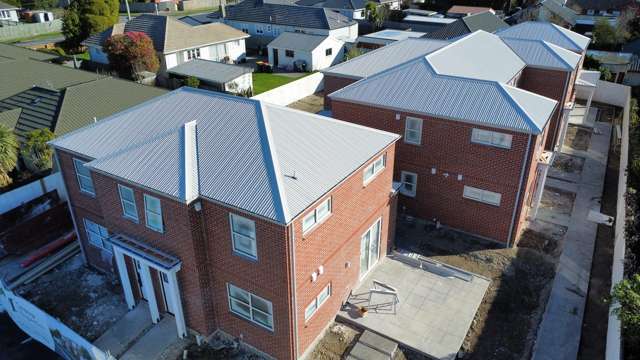 Cladding Complete - Street Appeal & Over 5% Yield